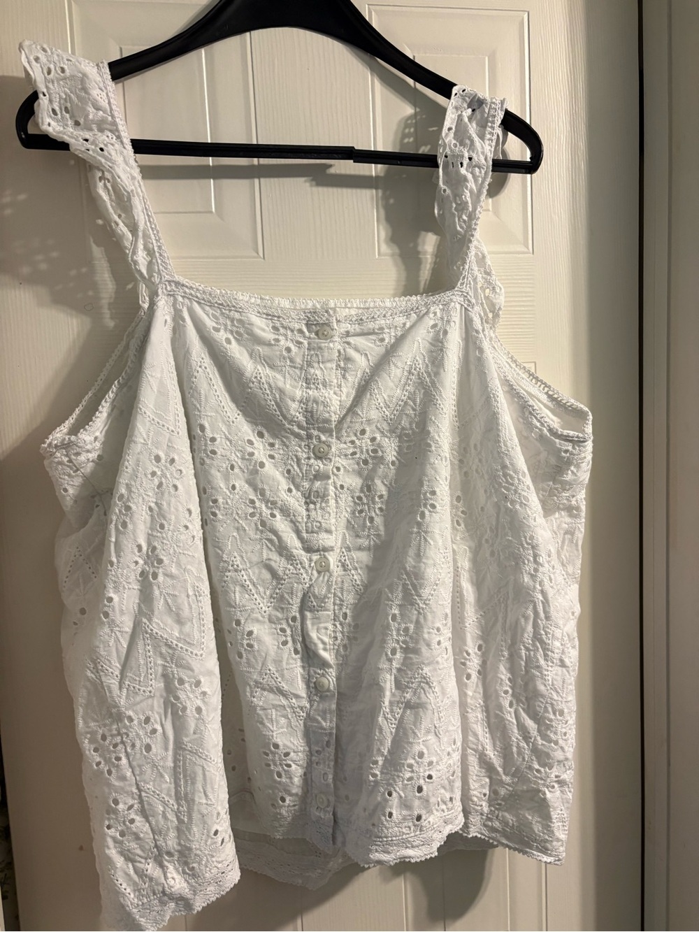 Denver Hayes White Eyelet Lace-Trim Button Front Camisole